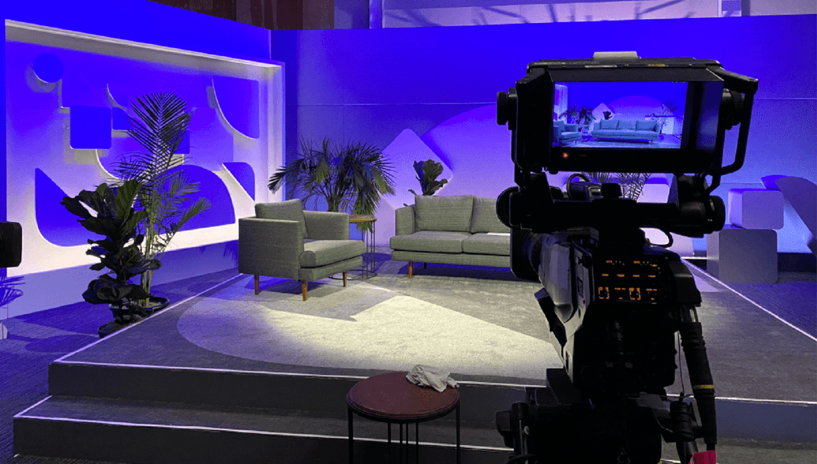 A Quick Guide To Hybrid Events & Their Functionality